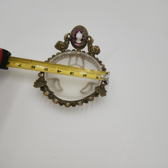 VINTAGE BRASS ORMOLU VANITY trinket Dish bowl frosted Glass CAMEO Guild Crest - Picture 5 of 13